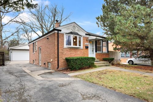5835 Church St, Morton Grove, IL 60053-2471