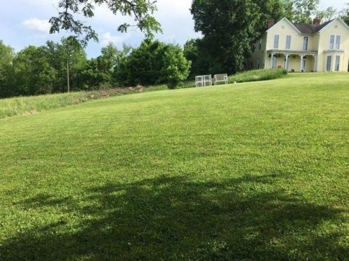 5689 Lower Dillsboro Rd, Aurora, IN 47001-2201