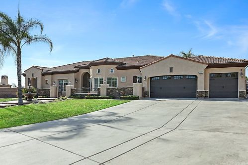 7491 Selena St, Riverside, CA 92508-6629