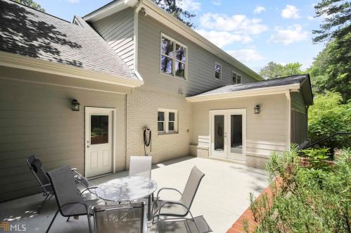 1331 Carolyn Dr, Atlanta GA  30329-3546 exterior