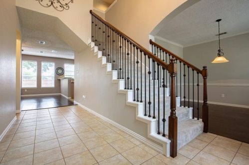1519 Rustic Timbers Ln, Lewisville, TX 75028-1432