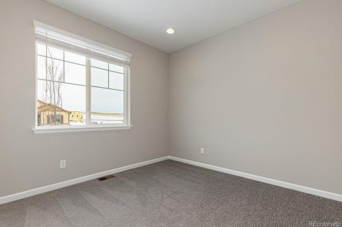 5795 Grand Baker Ct, Aurora CO 80016 exterior