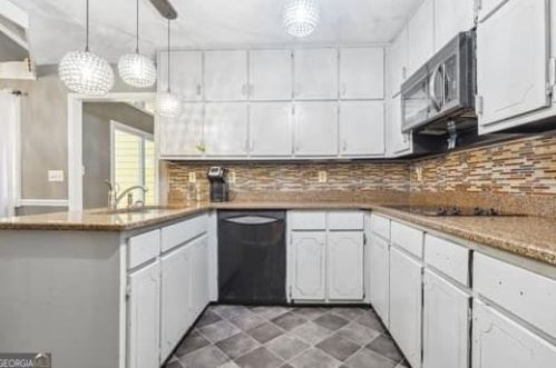 225 Dewinter Ct, Stockbridge GA 30281-4277 exterior