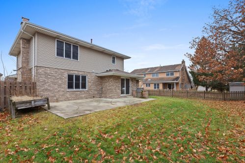 770 Kruk St, Lemont IL  60439-4345 exterior