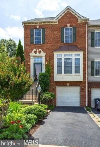 14405 Fowlers Mill Dr, Gainesville VA  20155-2878 exterior