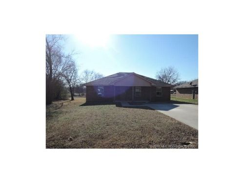 509 Main St, Calera, OK 74730-5001