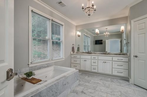 6110 Harleston Rd, Atlanta GA  30328-4108 exterior