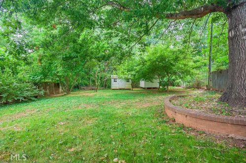 137 Oglesby Bridge Rd, Conyers GA  30094-4135 exterior
