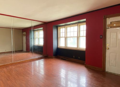 9347 Sangamon St, Chicago, IL 60620-2734