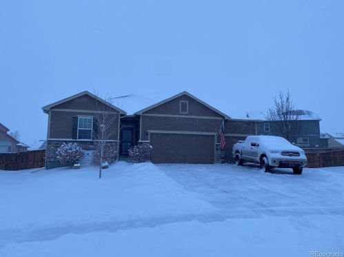 2225 Coyote Creek Dr, Wattenburg, CO 80621-4623