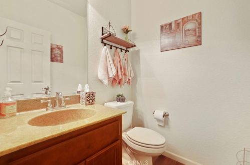 1711 Silver Ridge Way, Valley Home CA  95361-8964 exterior