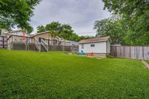 6015 Belgrade Ave, Dallas TX 75227-3608 exterior