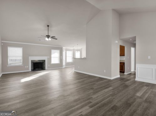 221 Happy Trl, Locust Grove, GA 30248-6017