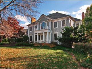 207 Partridge Lndg, Glastonbury, CT 06033-2849