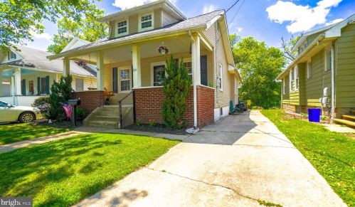 24 Eden Ave, Camden, NJ 08107-1521