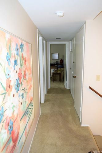 801 Apache Trl, Riverside CA  92507-6037 exterior