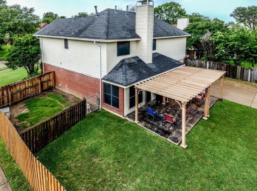 1500 Finley St, Cedar Hill TX 75104-4201 exterior