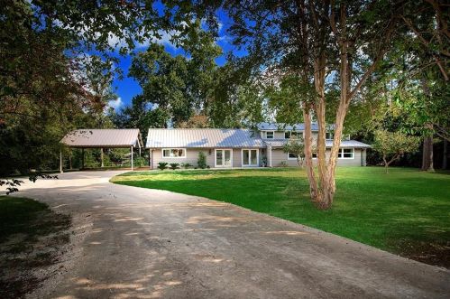 716 Rock Bass Rd, Conroe TX  77384-4252 exterior