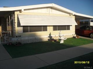 942 Palm Ave, Hemet, CA 92543-6964
