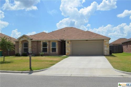 2112 Jefferson Ct, Morgans Point, TX 76513-1382