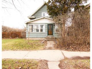 2208 Madison St, Minneapolis MN  55432-2716 exterior
