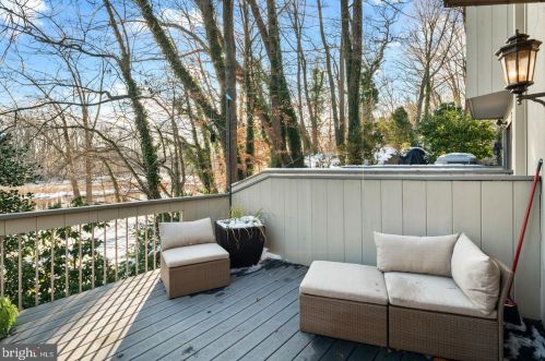 115 The Mews, Tavistock NJ exterior