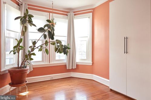 413 42 St, Philadelphia PA 19104-2216 exterior