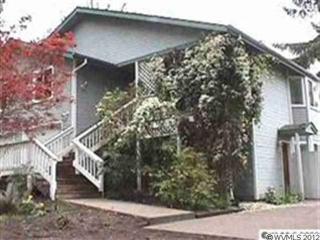 242 Ml St, Silverton OR  97381-1840 exterior