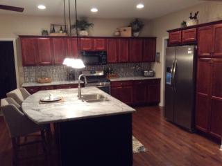 731 Omaha Dr, Plattville, IL 60560-2362