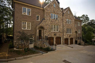 3734 Vermont Pl, Atlanta, GA 30319-6104