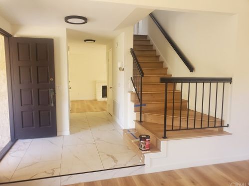 10932 Canyon Hill Ln, San Diego, CA 92126-2052