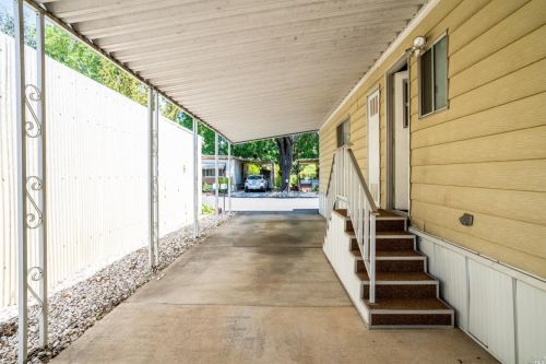 700 Gobbi St, Ukiah CA  95482-6200 exterior