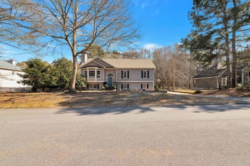 185 Lacey Oak Ln, Loganville, GA 30052-4912