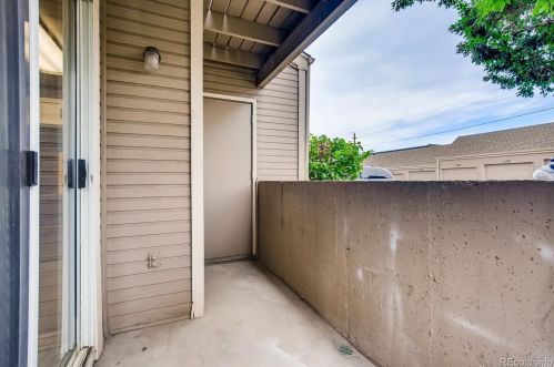 5706 Asbury Pl, Denver CO  80227-2594 exterior