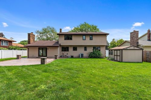 9558 Walnut Dr, Hammond IN  46321-3823 exterior
