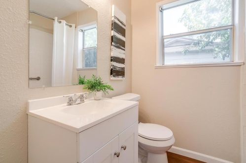 5112 Sabelle Ln, Fort Worth TX  76117-2438 exterior