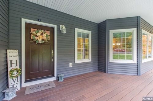 138 Old Ridge Rd, Bloomingdale, NJ 07403-1202