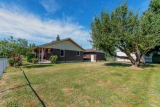 801 8th Ave, Kelso, WA 98626-2936
