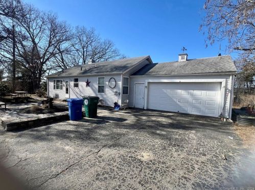 530 Wauregan Rd, Killingly, CT 06239-4234