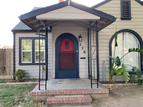 226 Merced Ave, Modesto, CA 95351-3338
