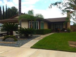28383 Tonner Dr, Highland, CA 92346-3806