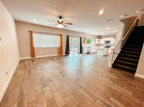 4142 Rialto Ave, Clovis, CA 93619