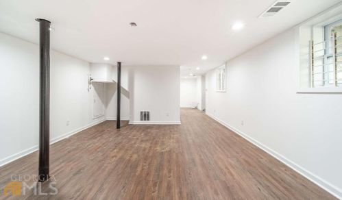 681 Ferris St, Atlanta GA  30310-2263 exterior
