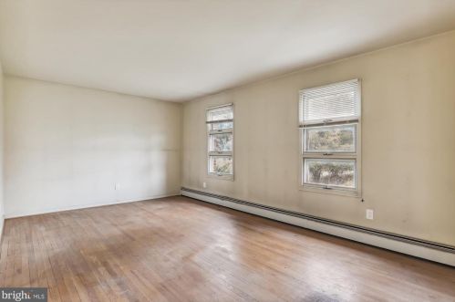 211 Ednor Rd, Silver Spring MD 20905-5134 exterior