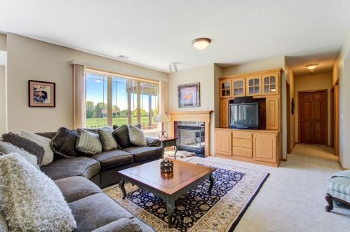 2737 Eagle Valley Dr, Saint Paul MN  55129-4224 exterior