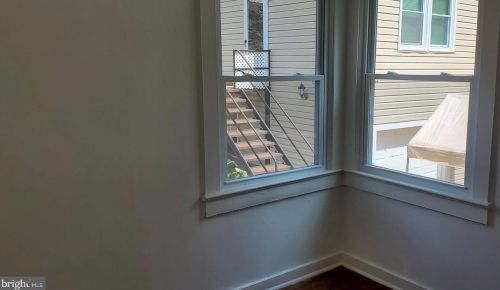18412 Woodland Dr, Triangle VA  22172-1315 exterior