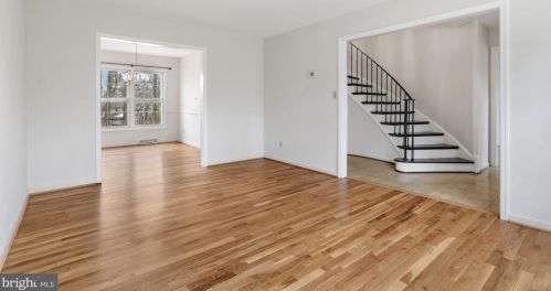 6058 Haverhill Ct, Springfield VA  22152-1213 exterior