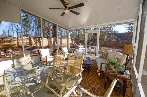 245 Creekside Cir, Hampton GA  30228-5582 exterior