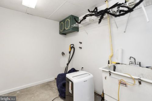 414 Ben Oaks Dr, Severna Park MD 21146-2207 exterior