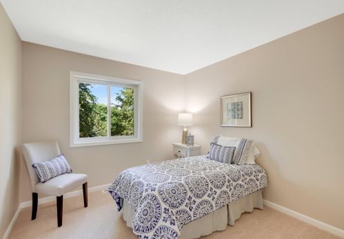 8706 134 St, Saint Paul MN  55124-7232 exterior